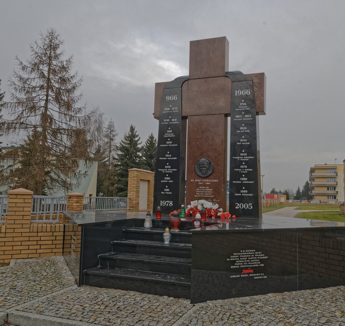 Pomnik ks. Jerzego Popiełuszki